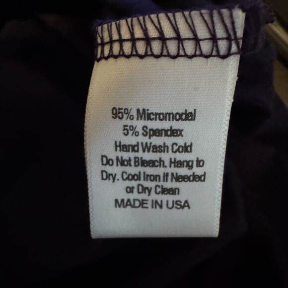 Laila Jayde Long Sleeve Keyhole Top Purple Ink NWT Size Medium - Picture 8 of 9